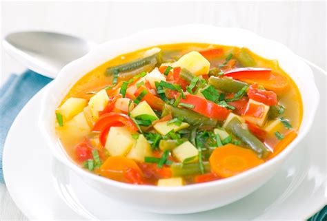 SKINNY Veggie Soup