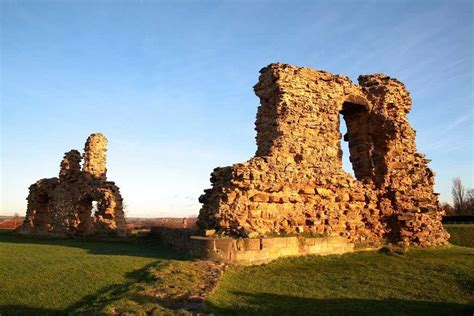 Best Castles in Yorkshire - Historic European Castles