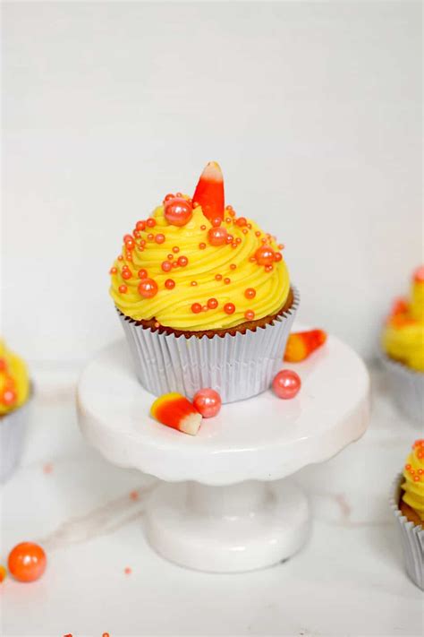 Candy Corn Cupcakes - My Mini Chefs