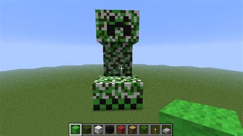 Creeper Statue Dimensions