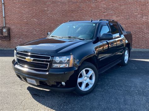 Used 2007 Chevrolet Avalanche LTZ 1500 For Sale (Sold) | North Shore Classics Stock #07956RG