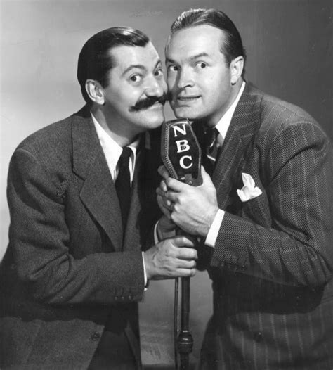 File:Jerry colonna bob hope 1940 nbc.JPG - Wikimedia Commons