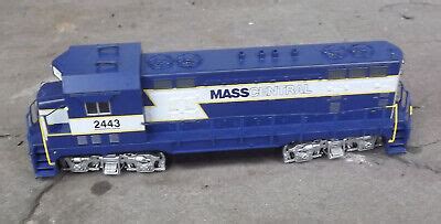 HO Athearn EMD CF7 Locomotive Mass Central 2443 DCC Sound Equipped | eBay