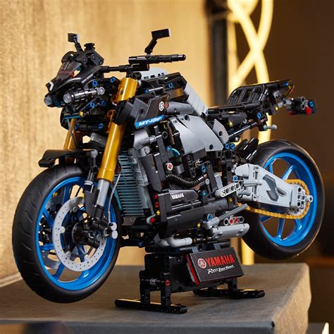 Why motorcycle fans will love the new LEGO® Technic™ Yamaha MT-10 SP ...