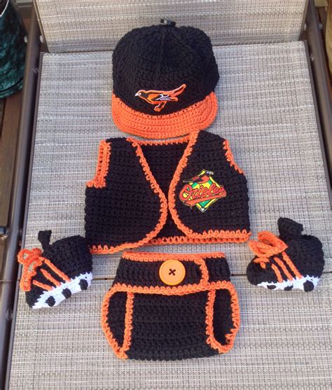 Baltimore Orioles Halloween costume | Crochet photo props, Crochet ...