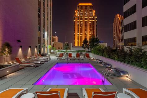 Hotels in New Orleans with Rooftop Pools | Aloft New Orleans Downtown