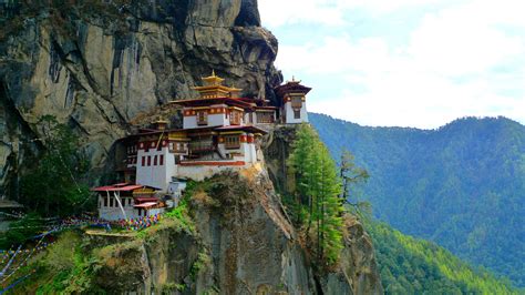 Tiger's Nest Monastery Wallpaper | Taktsang Monsatery, Tiger Nest, Paro, Bhutan | Incredible ...