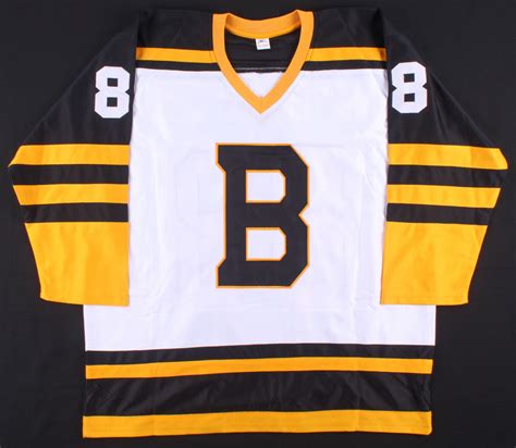 David Pastrnak Signed Jersey (Pastrnak COA) | Pristine Auction