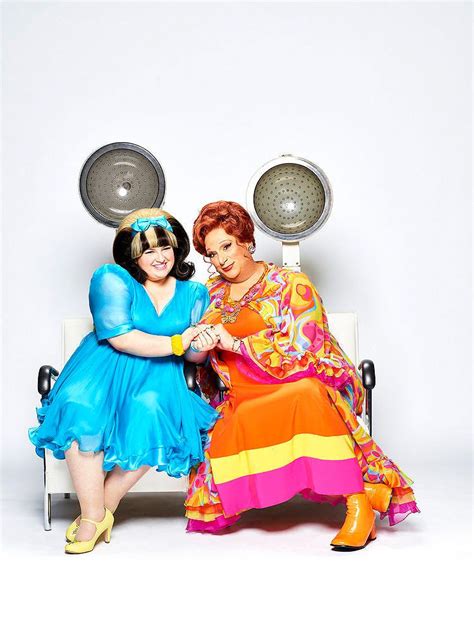 Hairspray Live Costume Secrets: How Did They Make the Costumes Work Live?