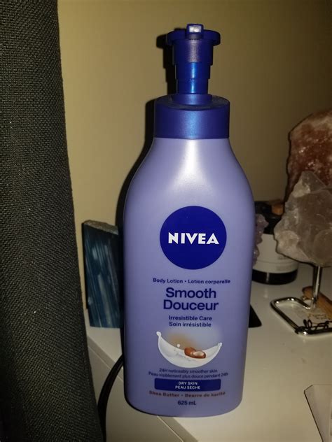 Nivea Smooth Replenishing Body Lotion for Dry Skin (with Shea Butter) reviews in Body Lotions ...