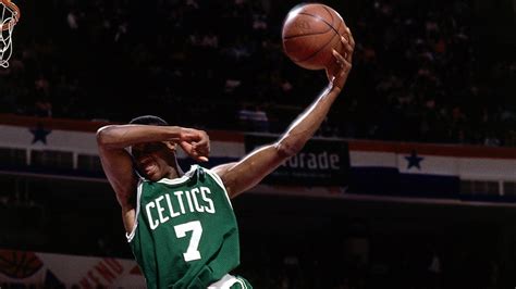 Dee Brown : le Celtic vainqueur du Slam Dunk Contest 1991 - B-RISE BASKET