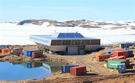 Galería de Base en la Antártica para la India / Bof Architekten - 1