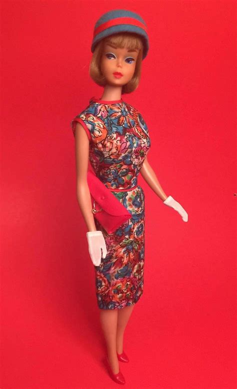 American Girl Barbie wearing "Outdoor Art Show." From the collection of Russell Gandy. | Barbie ...