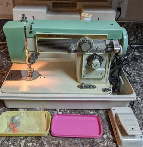 Morse Model 670 Precision Built De Luxe Zig Zag Sewing Machine Tested w/ Case #Morse | Sewing ...