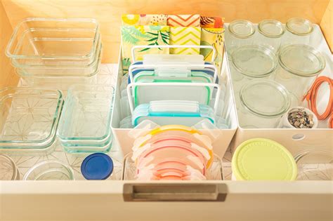 How To Store Glass Pyrex Containers | Storables