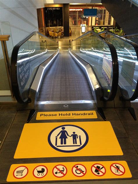 Safety Decals - Escalator Safety