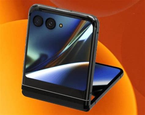 Motorola RAZR 2023 is going to be all screen externally