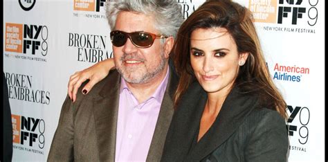 Pedro Almodovar retrouve sa muse Penélope Cruz pour le prix Lumière - Purepeople