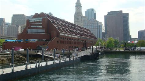 The Marriott Long Wharf, Boston, MA (Joe Cruz photo). | Beautiful hotels, Joe cruz, Favorite places