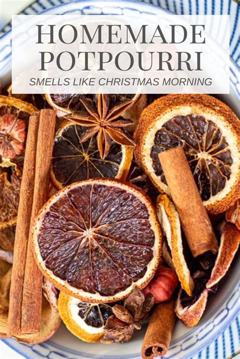 Christmas Potpourri with Dried Oranges and Cinnamon Sticks