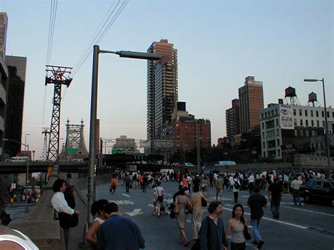 File:2003 New York City blackout.jpg - Wikimedia Commons