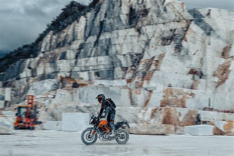 2023 KTM 390 Adventure | First Look Review | MotorCycle News