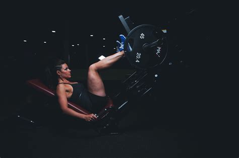 Ultimate Guide to Building Strong Legs: Top 10 Leg Workouts for a Sculpted Lower Body