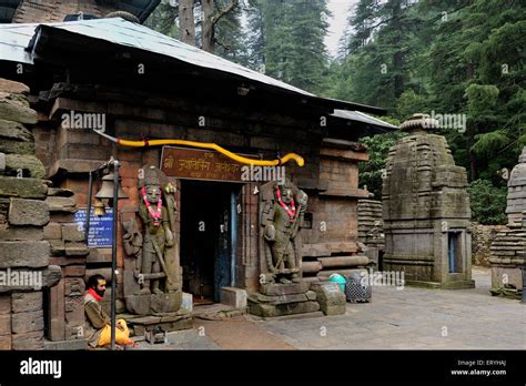 Jageshwar hi-res stock photography and images - Alamy