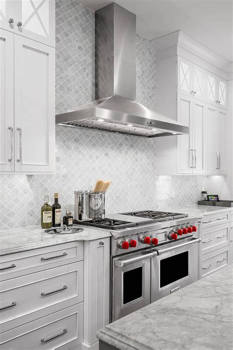 20+30+ Gray Kitchen Backsplash Ideas