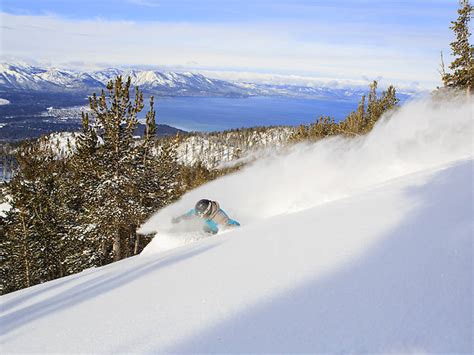 20 Best Snowboarding Resorts in the USA