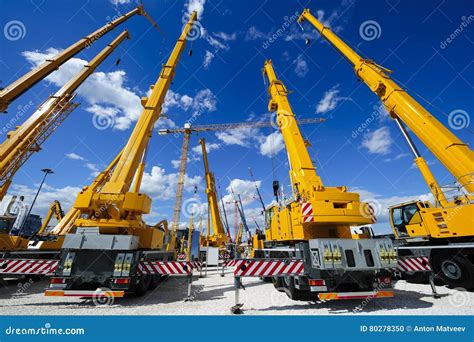 Mobile construction crane stock photo. Image of machine - 80278350