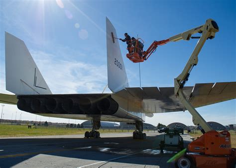 XB-70 Valkyrie moved into museum's new fourth building > National Museum of the United States ...