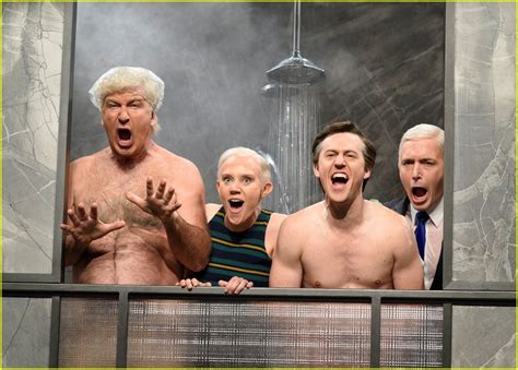 Alec Baldwin Strips Down as Trump for 'SNL' Cold Open! (Video): Photo 3982500 | Alec Baldwin ...