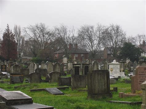 Golders Green Cemetery (London) | Golders Green (Hoop Lane) … | Flickr