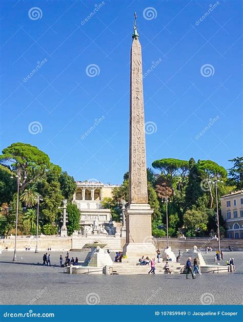 The Egypitan Obelisk in the Centre of the Piazza Del Popolo in R Stock ...