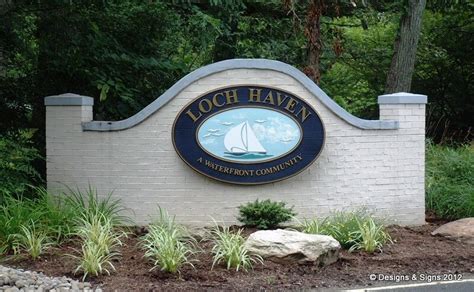 Community Entrance Sign - Loch Haven - Designs & Signs