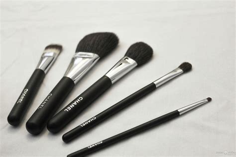 CHANEL BRUSHES.