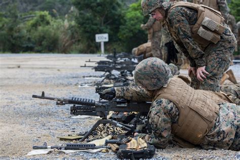 DVIDS - Images - M240B Training [Image 4 of 6]