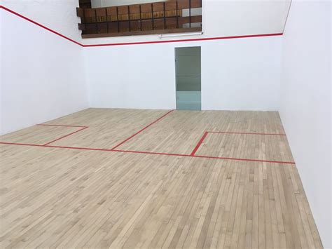 Expert Tips on How to Clean a Squash Court