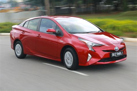 What’s it really like to drive a Toyota Prius in Singapore? - Online ...