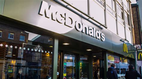 McDonald’s reopening nearly 1,000 UK restaurants next week for delivery ...