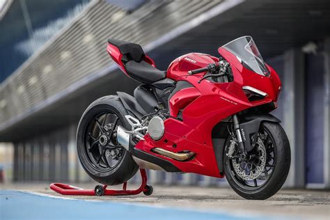 Ducati Panigale V2 launched in India at Rs 16.99 lakh