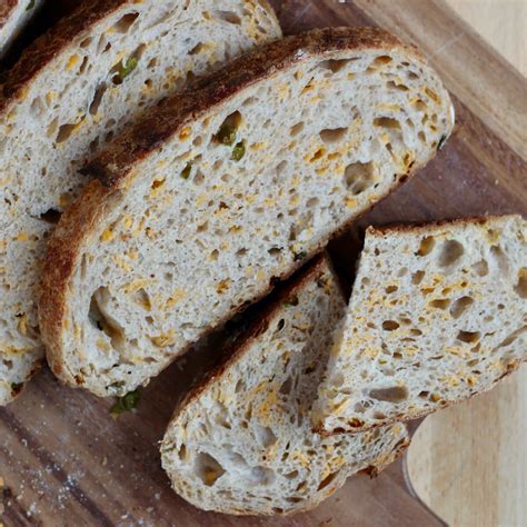 Jalapeño Cheddar Sourdough Bread - Everyday Homemade