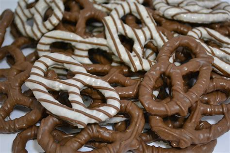 Chocolate Pretzels image - Free stock photo - Public Domain photo - CC0 Images