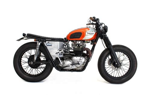 Hell Kustom : Triumph T120 1970 By Herencia Custom