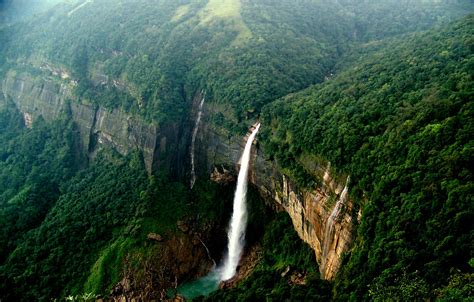 Nohkalikai WaterFalls cherrapunjee meghalaya - Odin Tours | Luxury Holidays in India Nepal ...