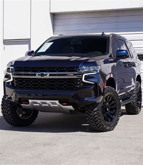 2022 Chevrolet Tahoe With 22x10 -19 TIS 554BM And Nitto Ridge Grappler ...