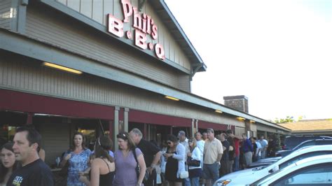 Phil’s BBQ Ranked 2nd Most ‘Yelp’ Reviewed Business in Nation – NBC 7 San Diego