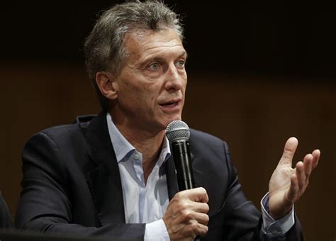 Argentine President-elect Macri wins with 51.3%—officials | Inquirer News