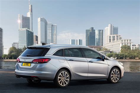 Vauxhall Astra Sports Tourer estate boots up at Frankfurt motor show | CAR Magazine